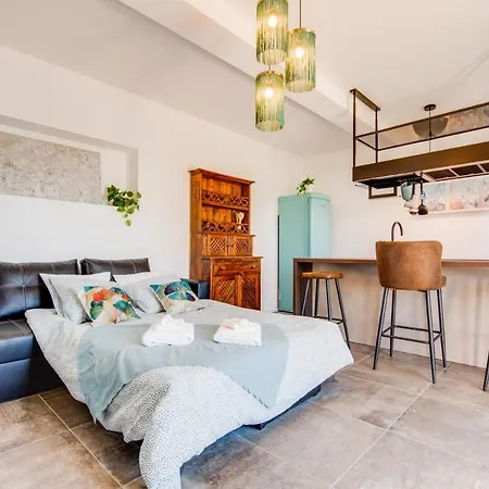 Vista E Montagna A 5 Stelle * لوغانو