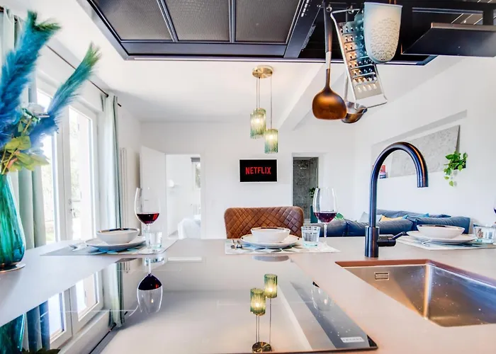 Vista E Montagna A 5 Stelle * Λουγκάνο